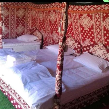 Crescent Desert Private Camp Shahiq Exterior photo
