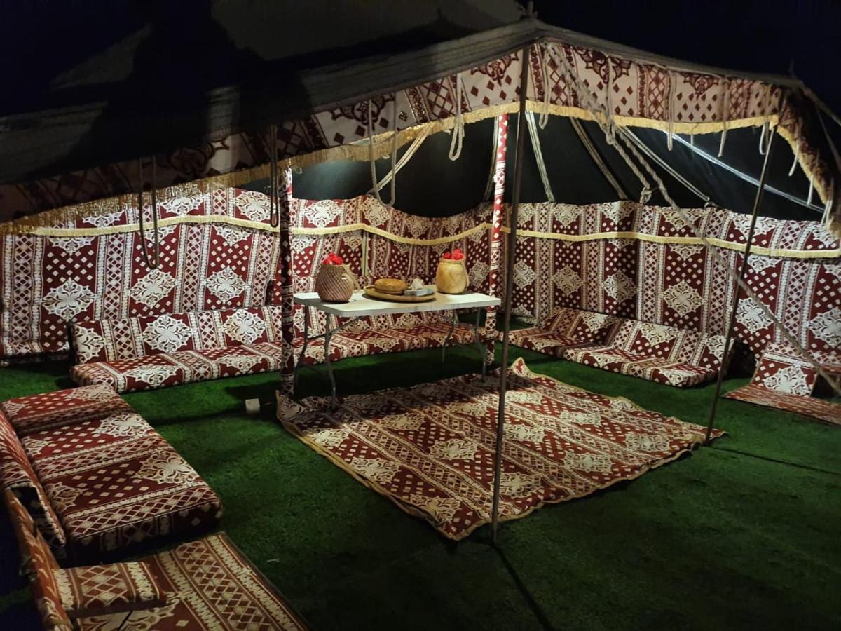 Crescent Desert Private Camp Shahiq Exterior photo