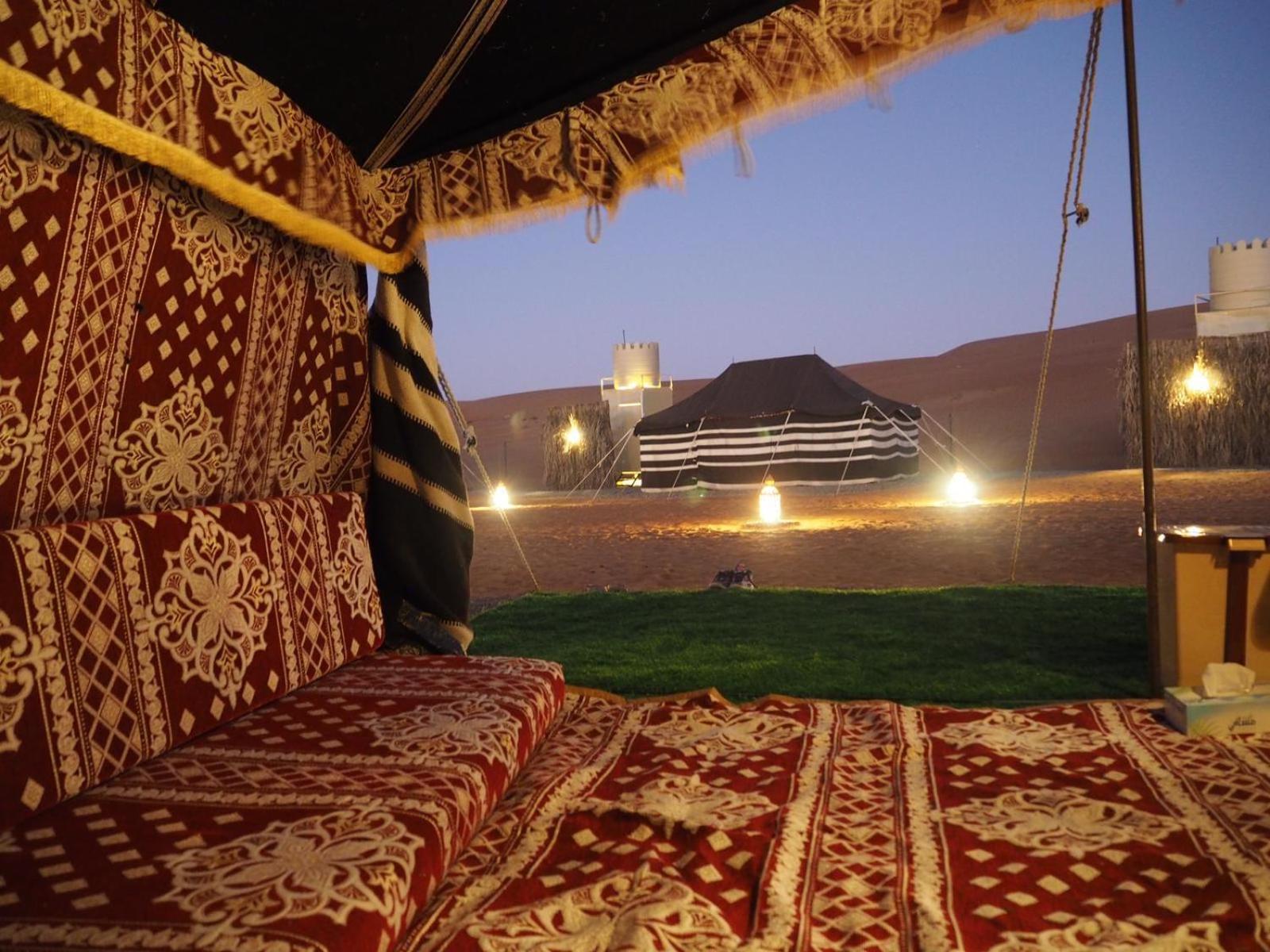 Crescent Desert Private Camp Shahiq Room photo