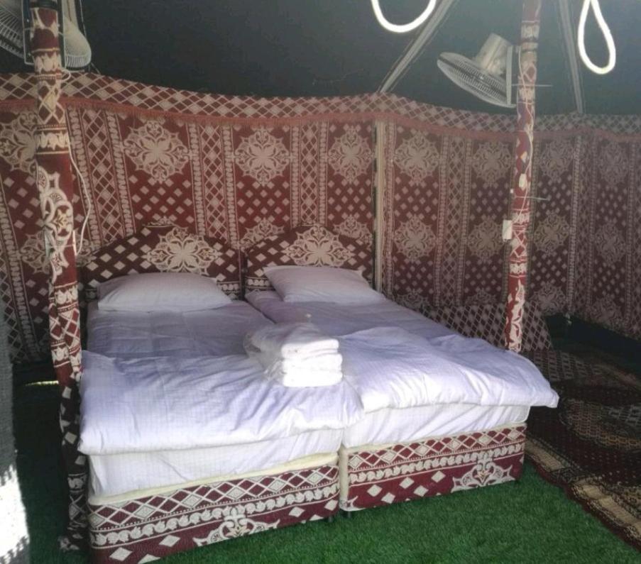 Crescent Desert Private Camp Shahiq Exterior photo