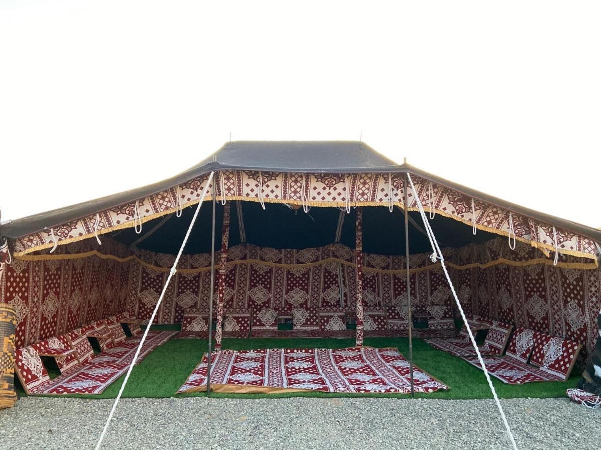 Crescent Desert Private Camp Shahiq Exterior photo