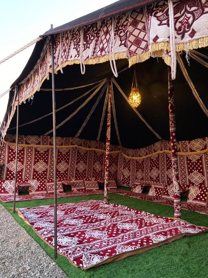 Crescent Desert Private Camp Shahiq Exterior photo